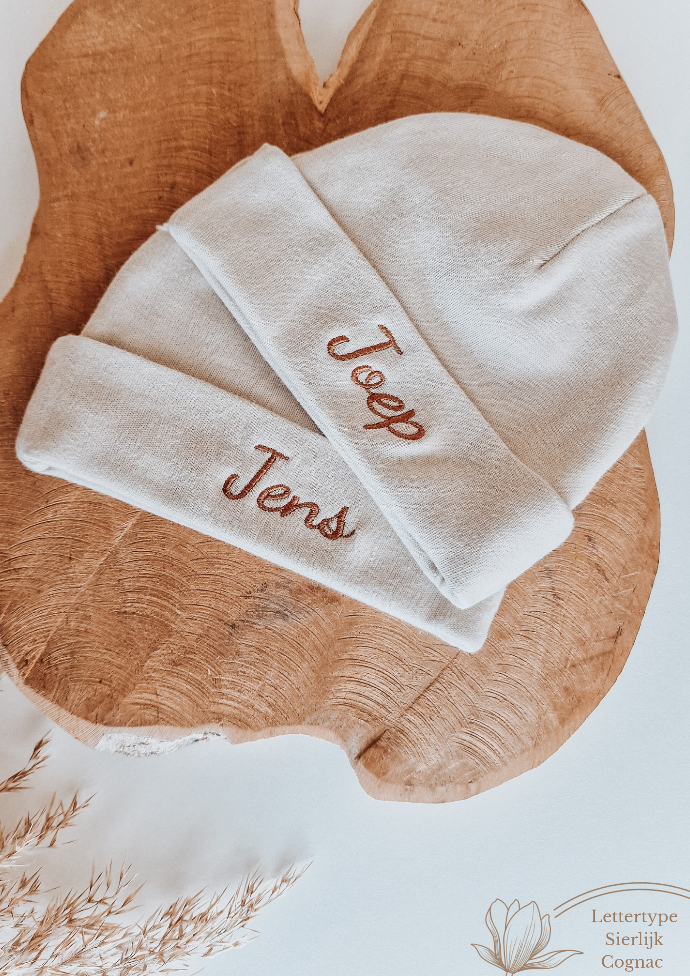 Baby hat with name | Beige