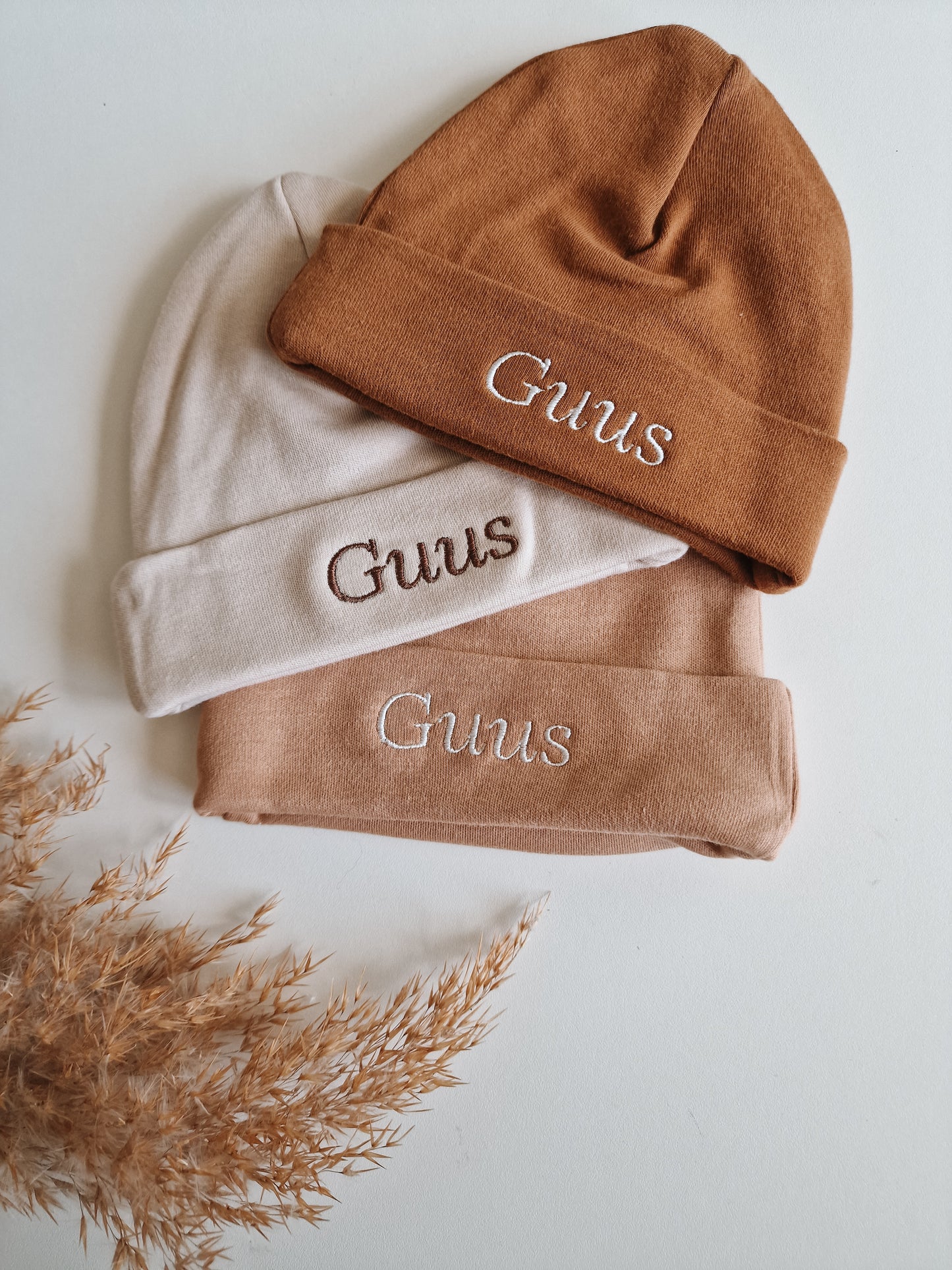 Baby hat with name | Beige