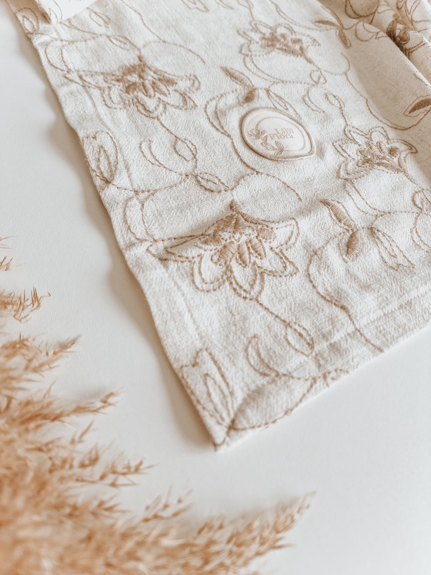 Luxury breastfeeding cloth | Dreamy