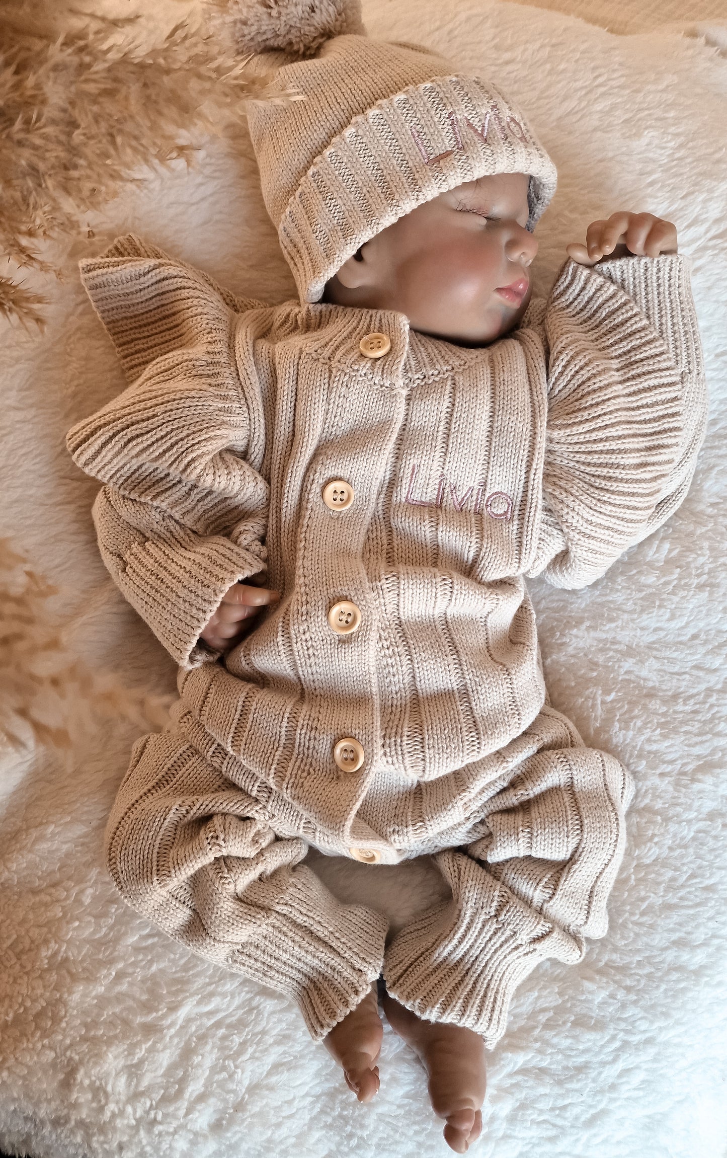 Babymuts met naam | Biologisch & Gebreid | Beige
