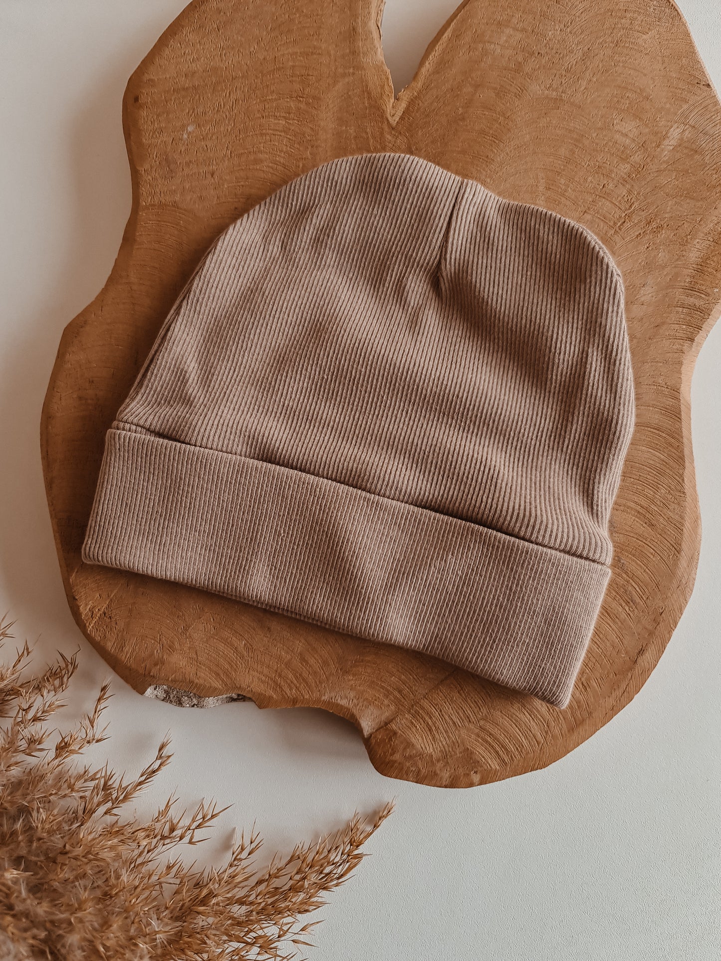 Babymuts met naam| Biologisch| Rib| Taupe