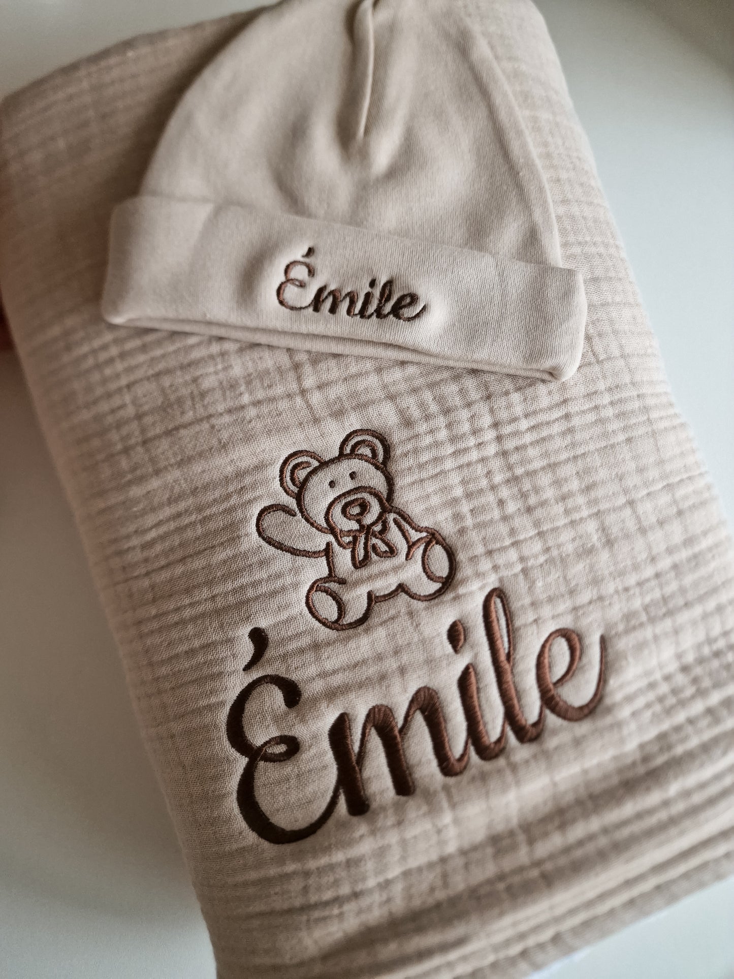 Baby hat with name | Beige