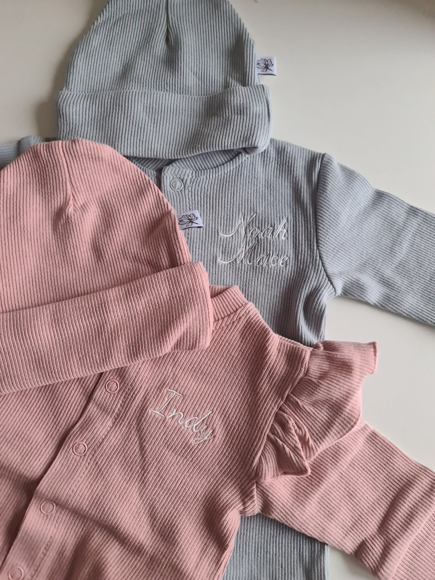 Boxpakje SAMPLESALE + Muts | Rib Blue | optioneel met naam