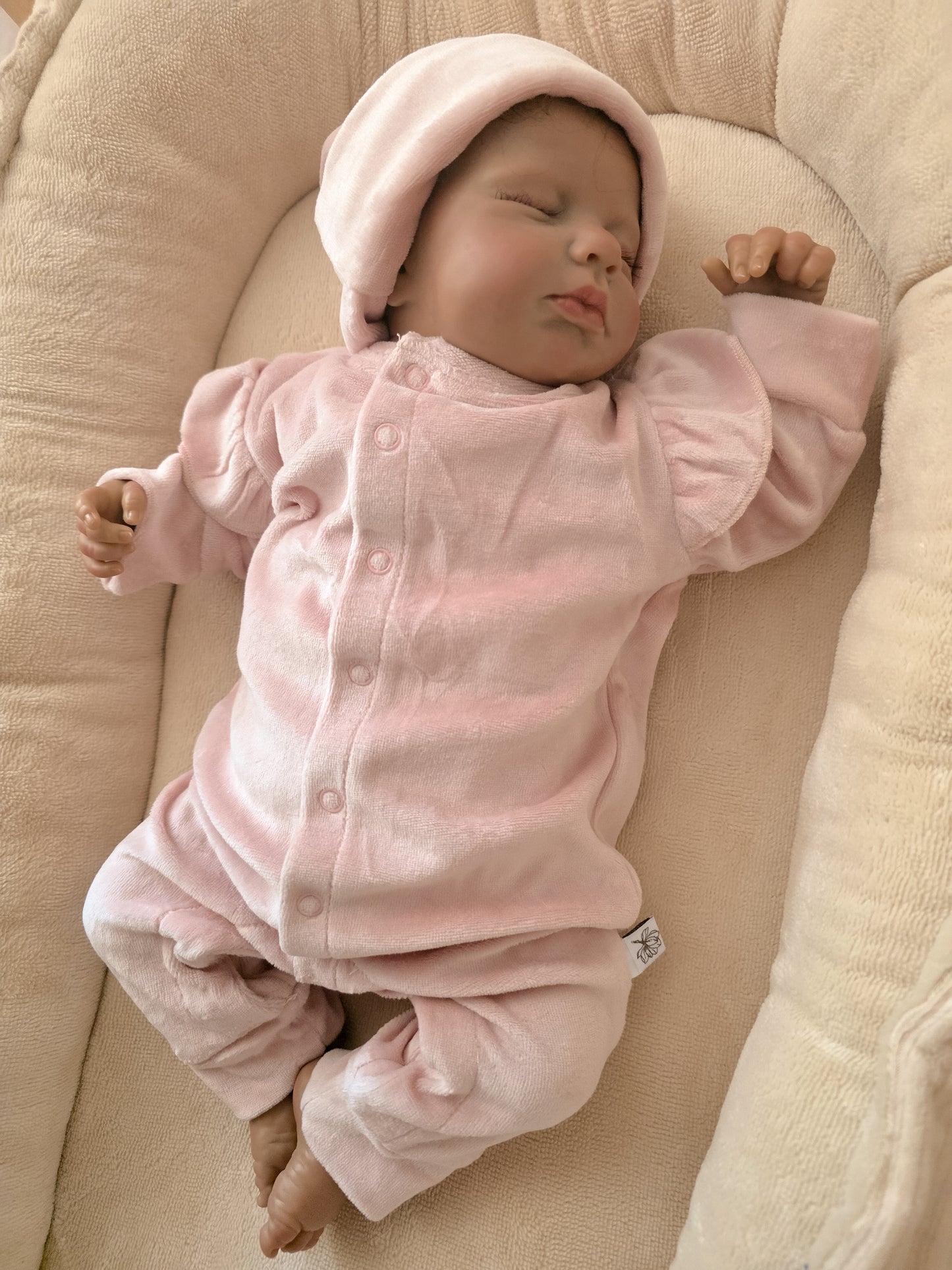 Babymuts met naam | Nicky Pink
