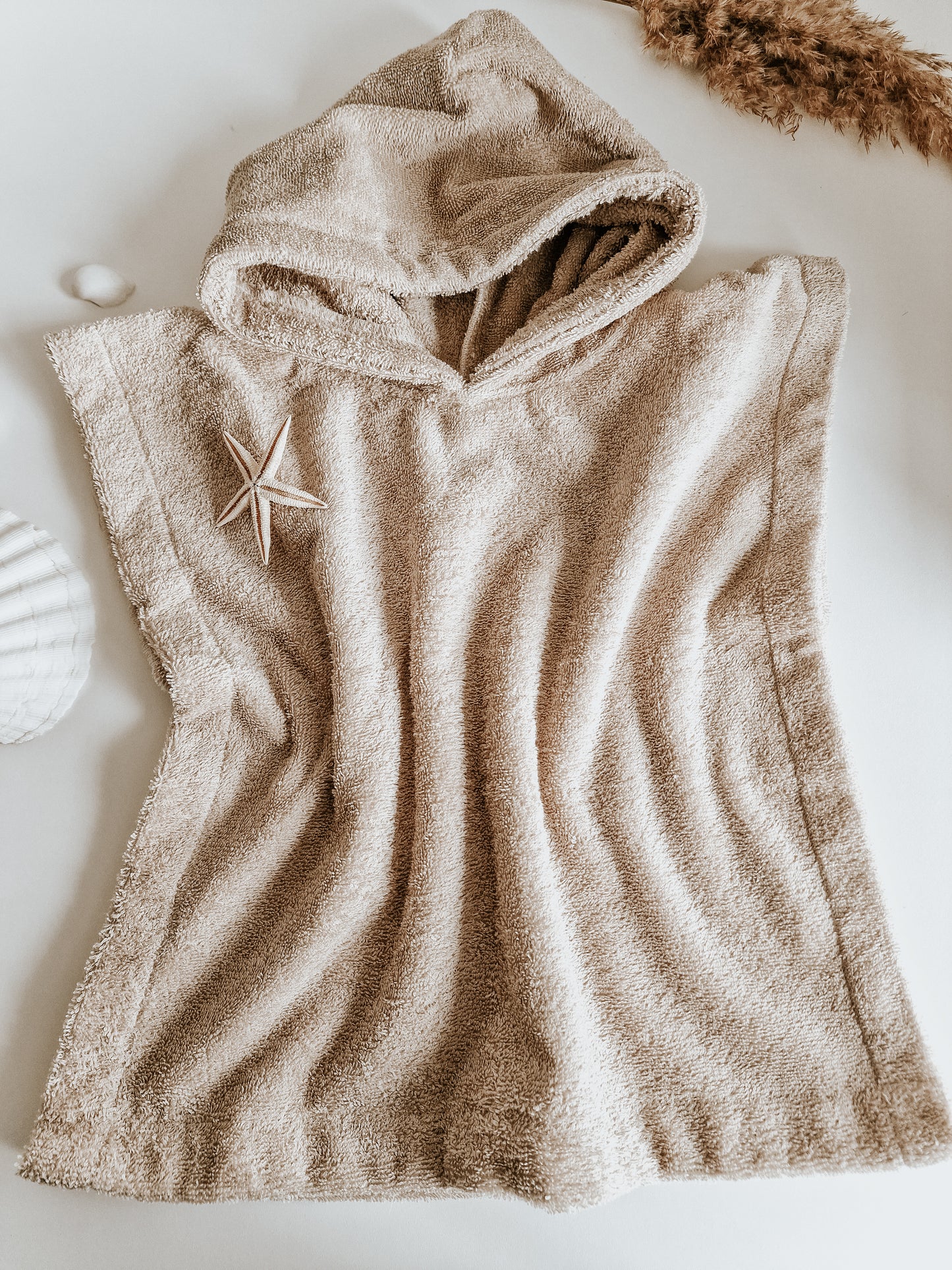 Bath poncho with name | Beige
