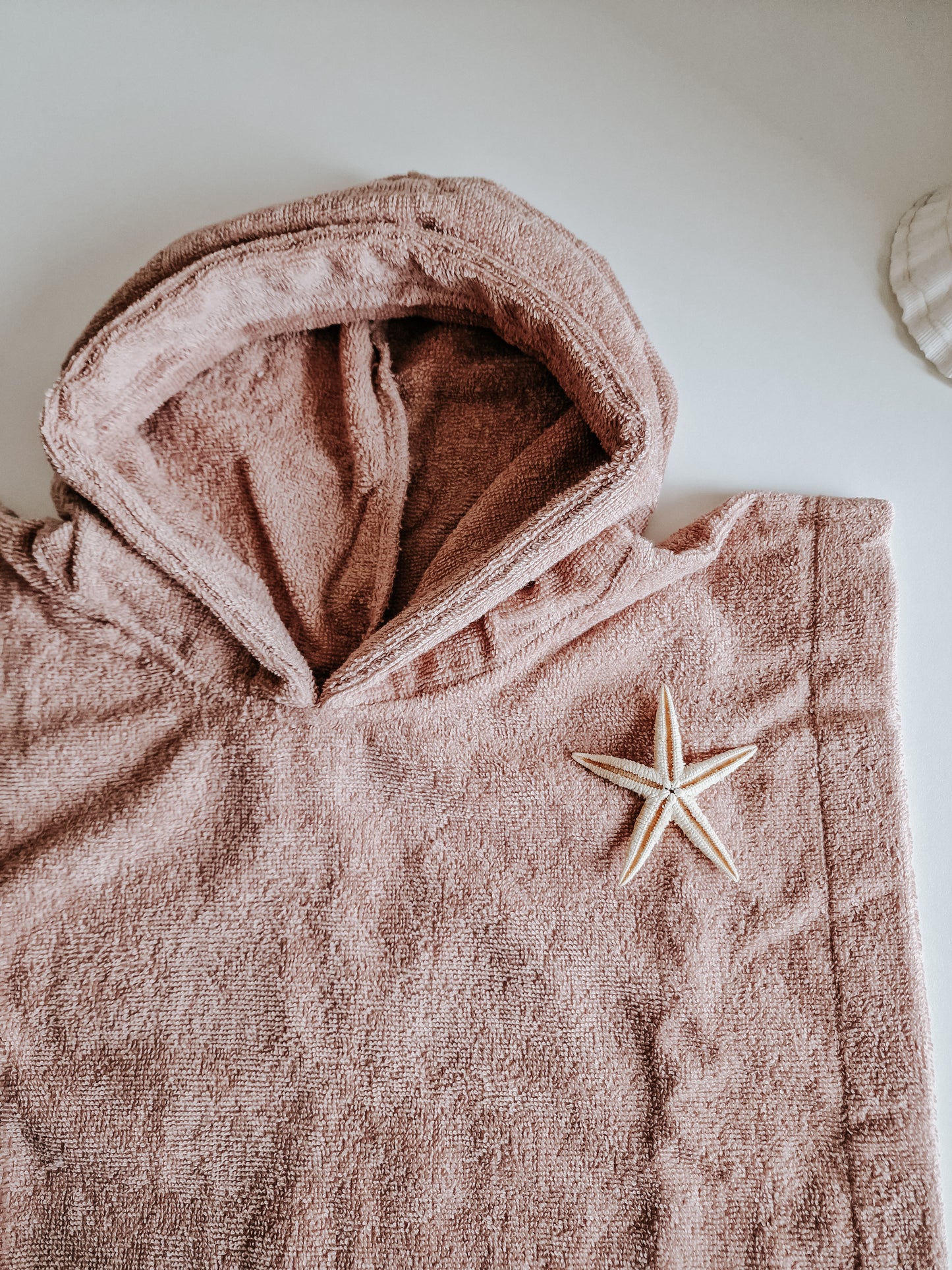Bath poncho with name | Pink blush