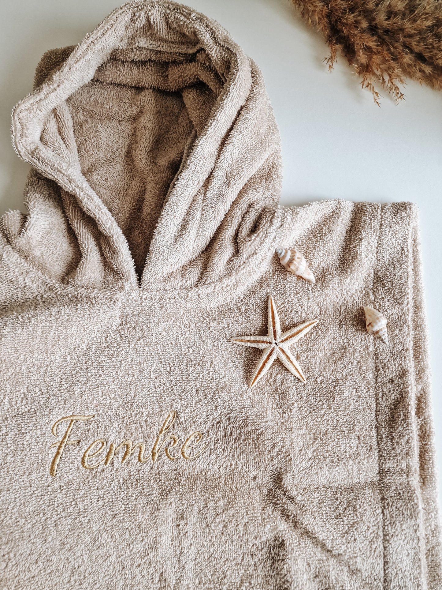 Bath poncho with name | Beige