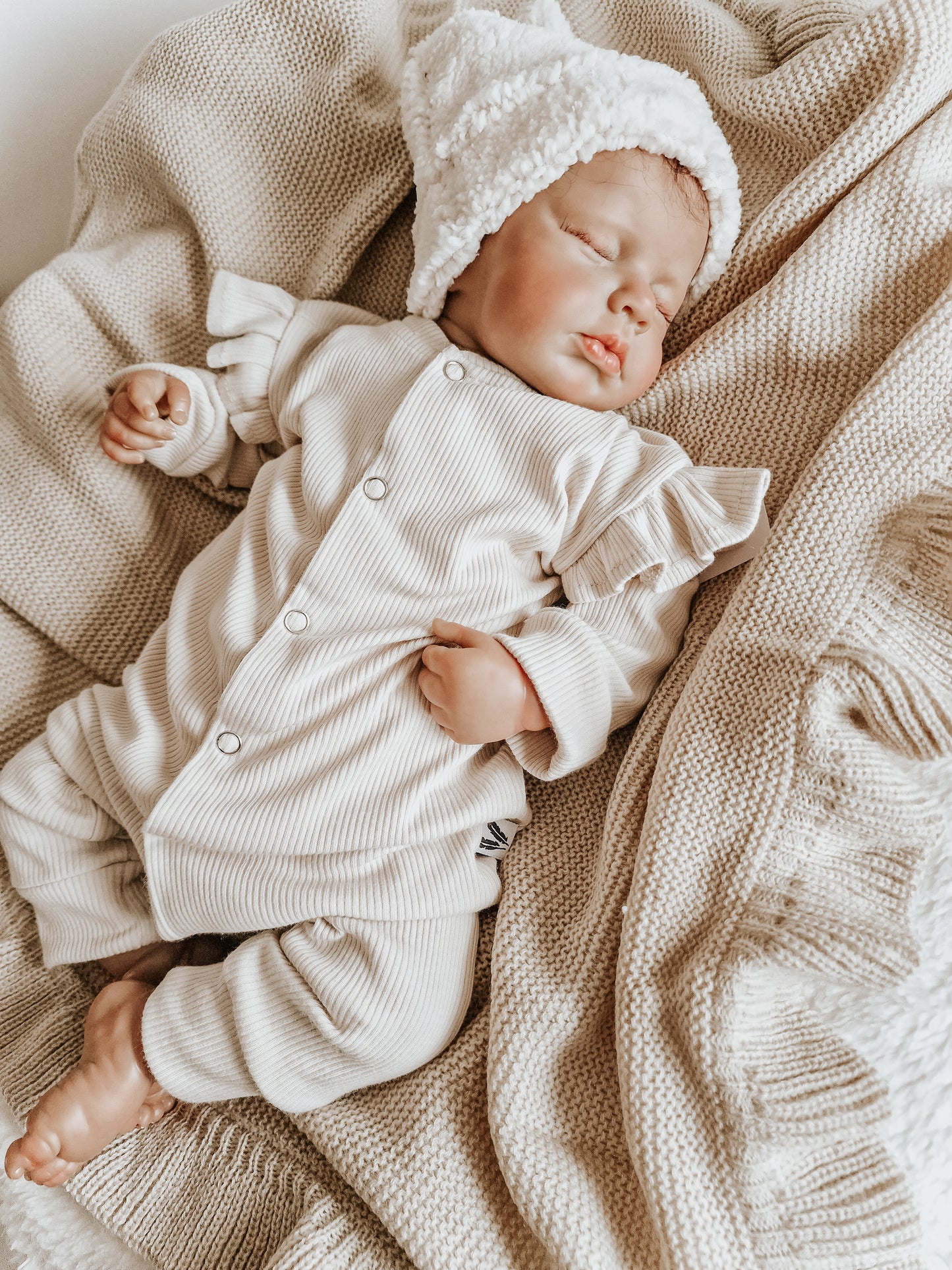 Ruffle deken | Gebreid biologisch | Cookie