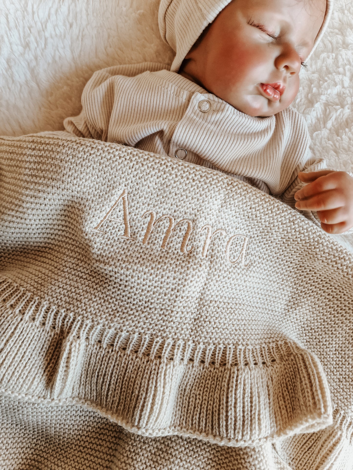 Ruffle deken | Gebreid biologisch | Cookie