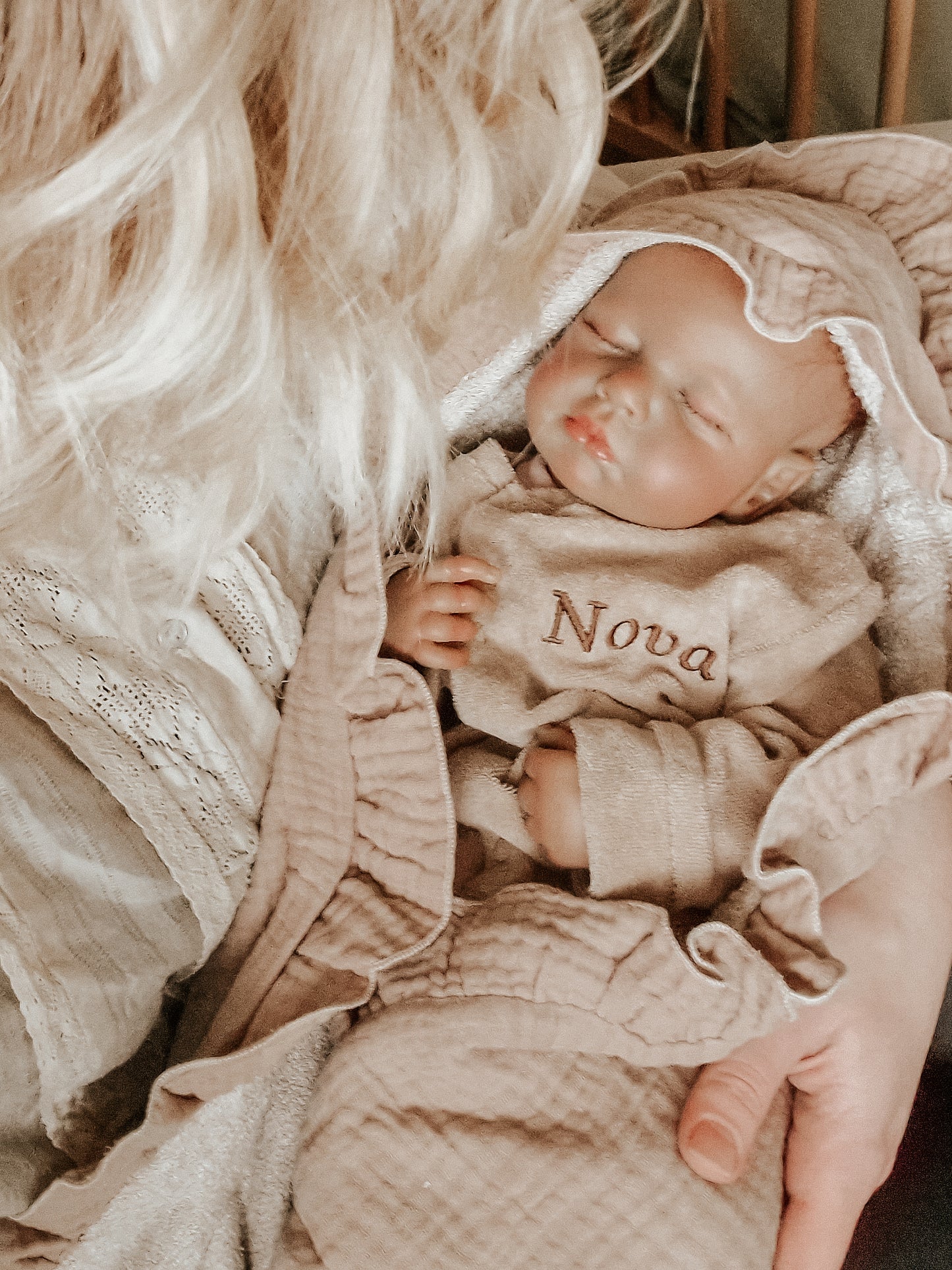 Bath cape baby shawl | Ruffle Sandy beach