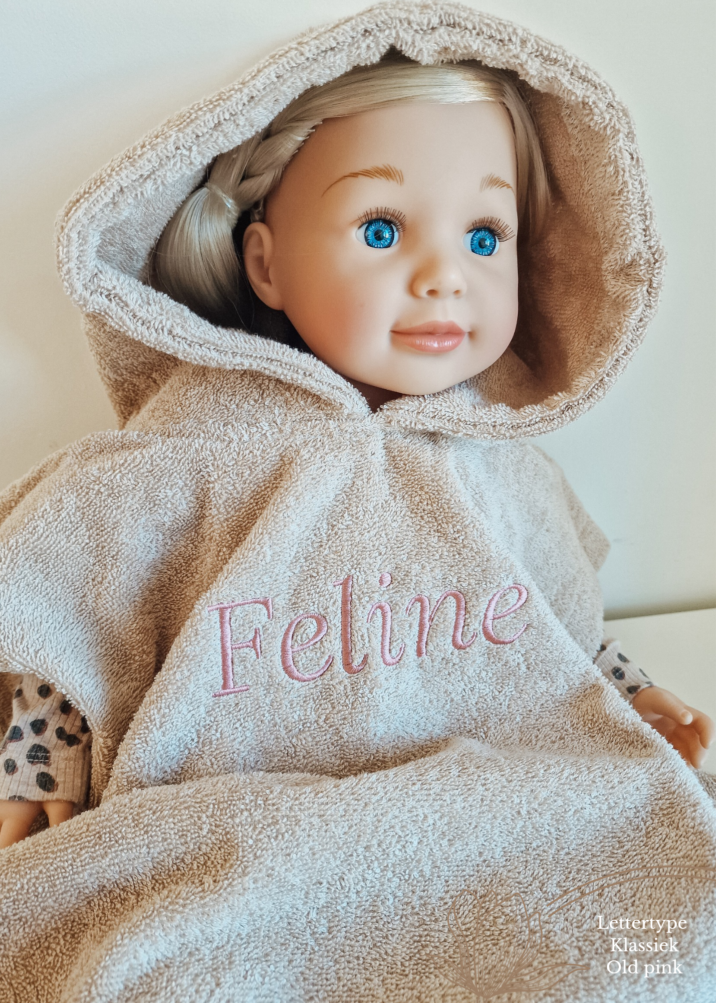Bath poncho with name | Beige