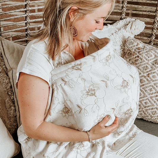 Luxury breastfeeding cloth | Dreamy