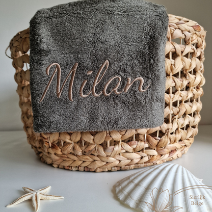 Children's towel bamboo luxury with name | Vintage green