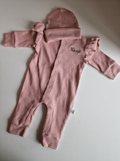 Boxpakje Ruffle met naam | Biologisch | Rib | Pink