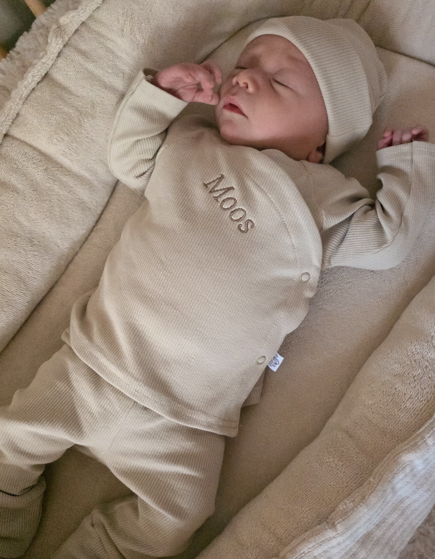 Geboorte pakje | Broekje met overslagshirt | Rib | Naturel