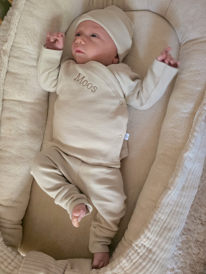 Geboorte pakje | Broekje met overslagshirt | Rib | Naturel