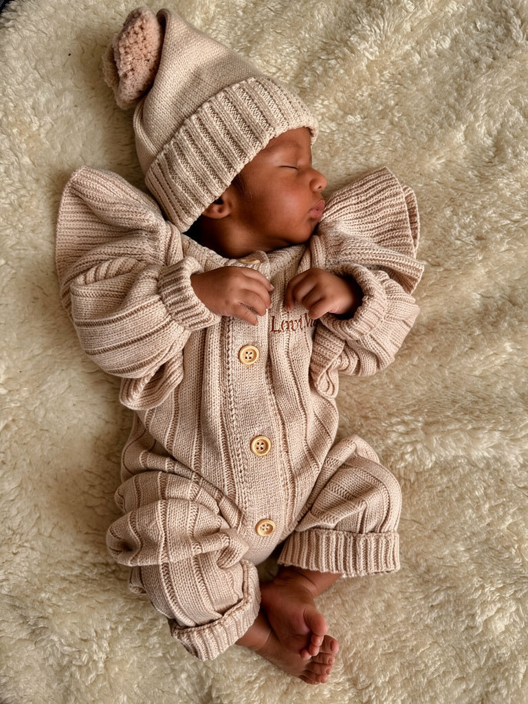 Boxpakje Ruffle met naam| Biologisch Gebreid| Beige