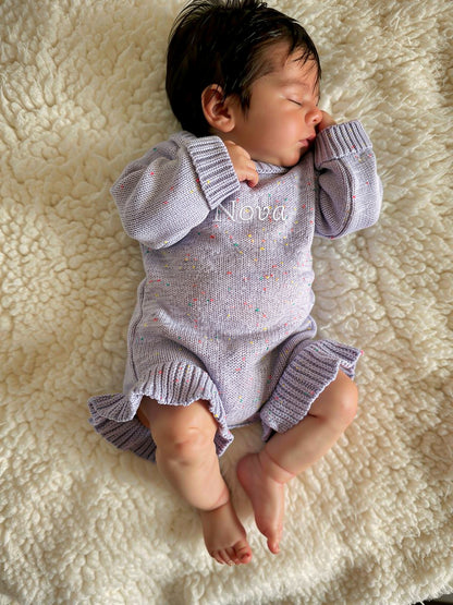 Romper met naam optioneel| Biologisch gebreid | Ruffle Purple dream
