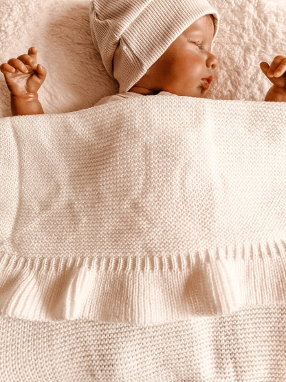 Ruffle deken met naam optioneel | Gebreid biologisch | Creme