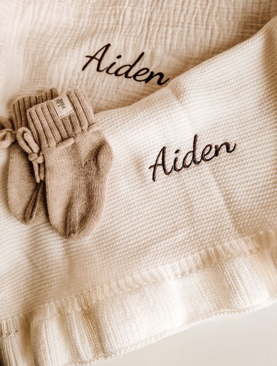 Ruffle deken met naam optioneel | Gebreid biologisch | Creme