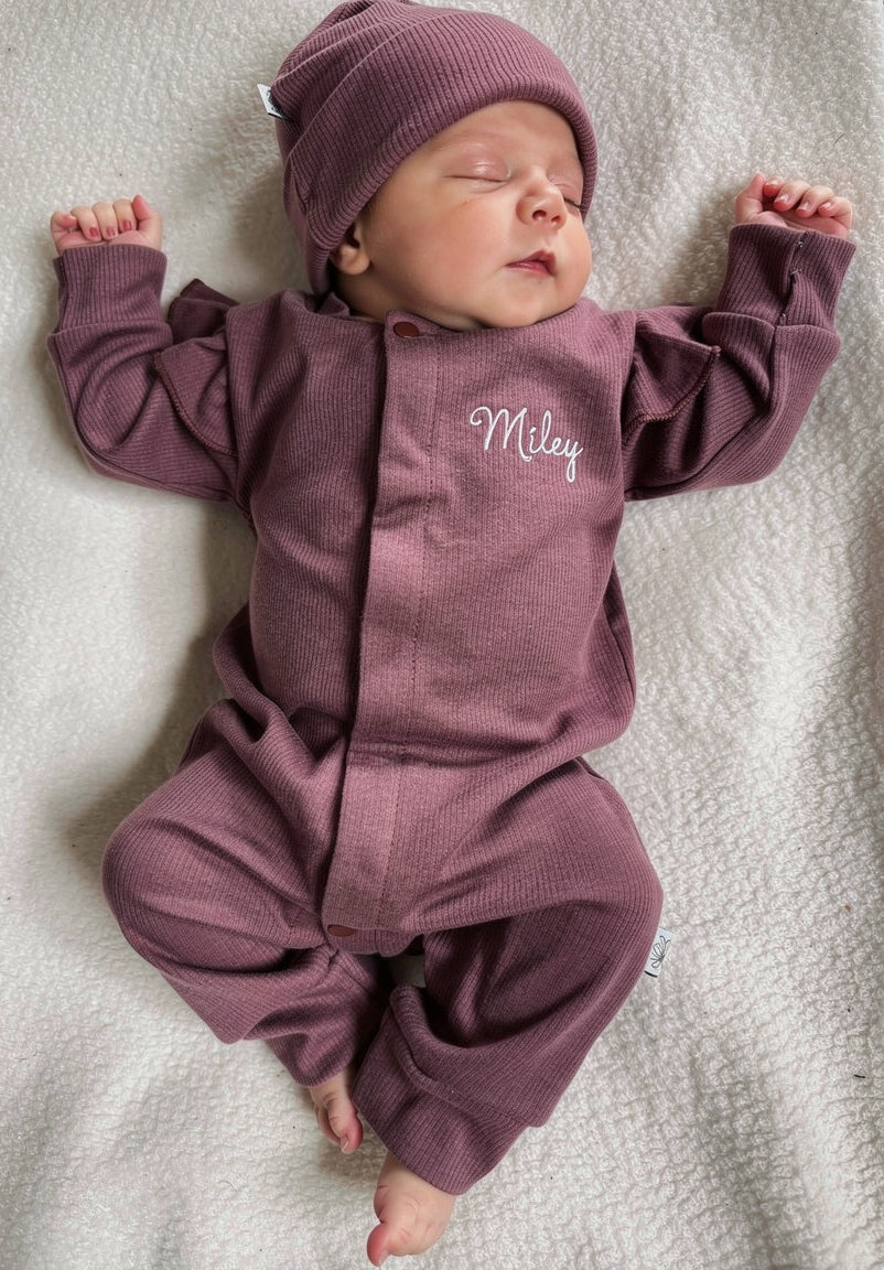 Boxpakje Ruffle met naam optioneel | Biologisch | Rib | Burgundy