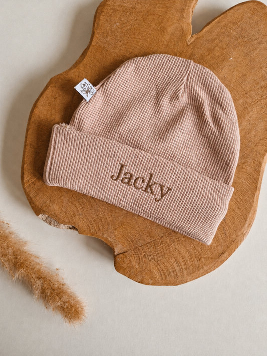 Babymuts met naam optioneel | Rib | Almond