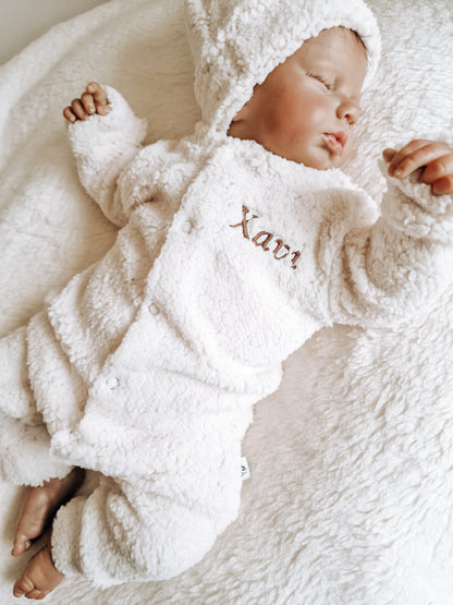 Baby knoopmuts met naam | Teddy Ecru
